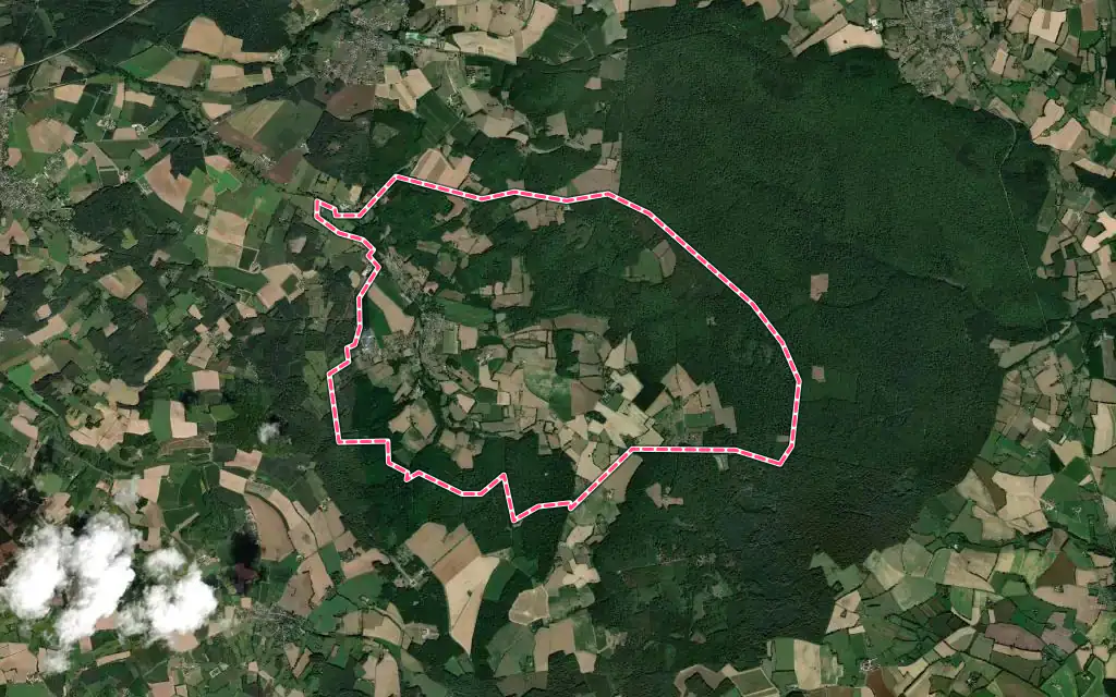 Vue satellite de Semur-en-Vallon avec ses contours administratifs