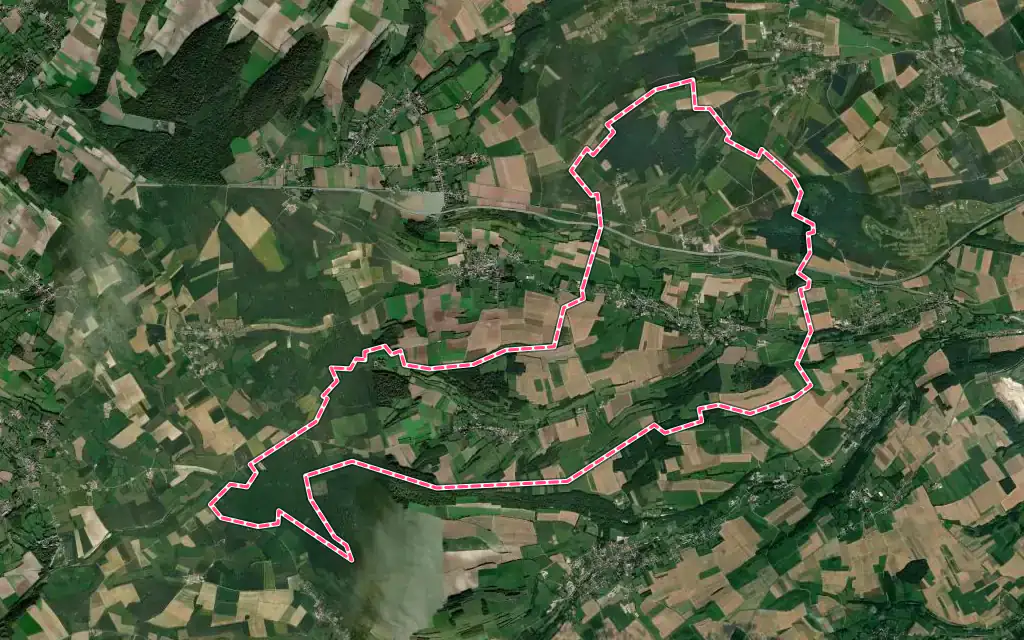 Vue satellite de Seninghem avec ses contours administratifs