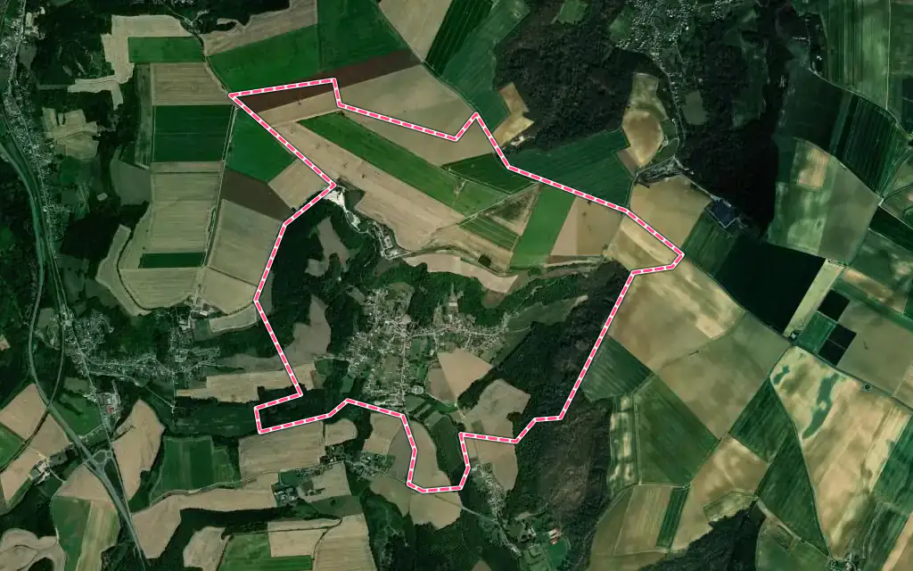 Vue satellite de Septmonts avec ses contours administratifs