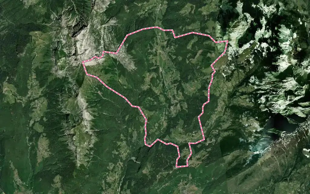 Vue satellite de Serraval avec ses contours administratifs