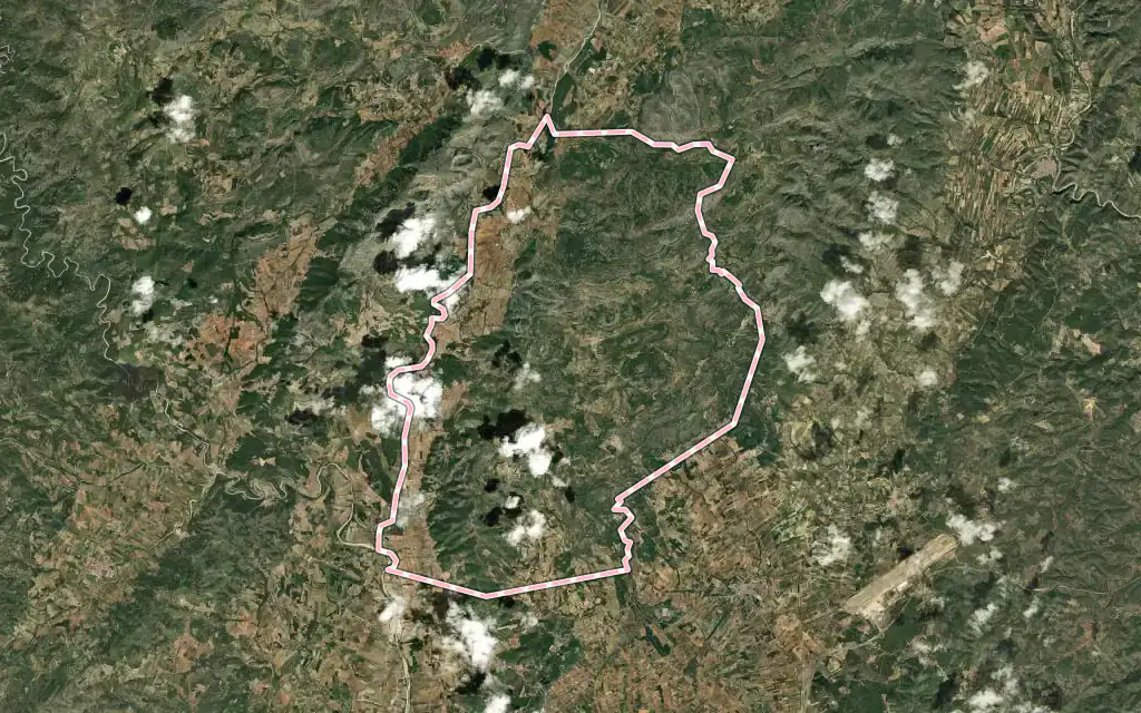Vista satélite de Sierra Engarcerán con su contorno administrativo