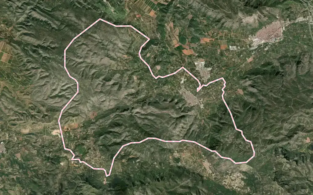 Vista satélite de Simat de la Valldigna con su contorno administrativo