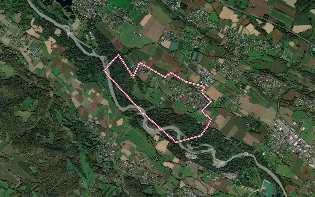 Vue satellite de Siros avec ses contours administratifs
