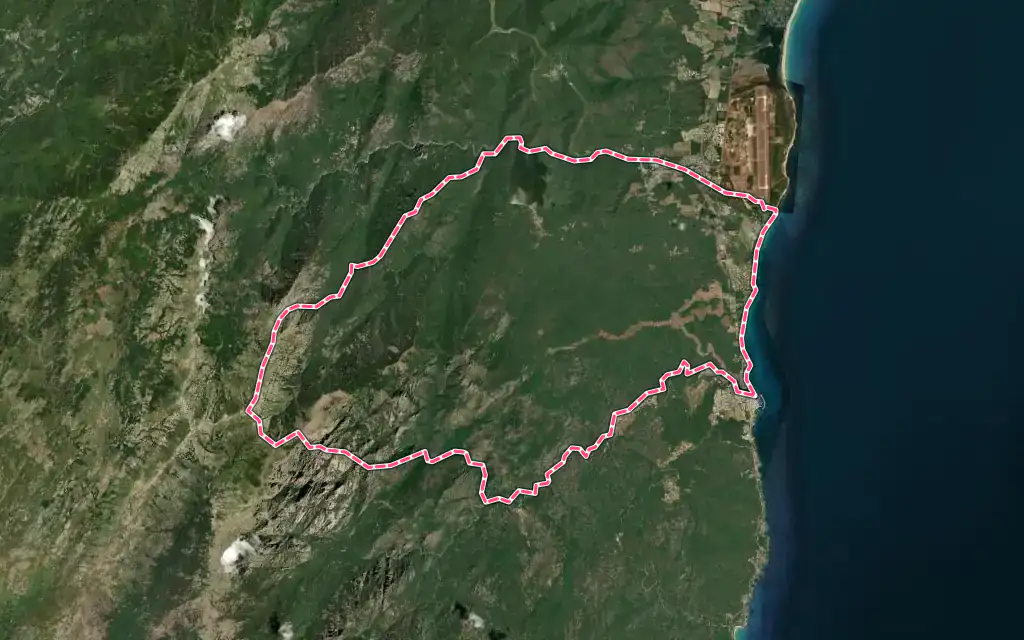 Vue satellite de Solaro avec ses contours administratifs