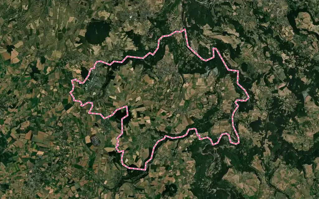 Vue satellite de Solignac-sur-Loire avec ses contours administratifs