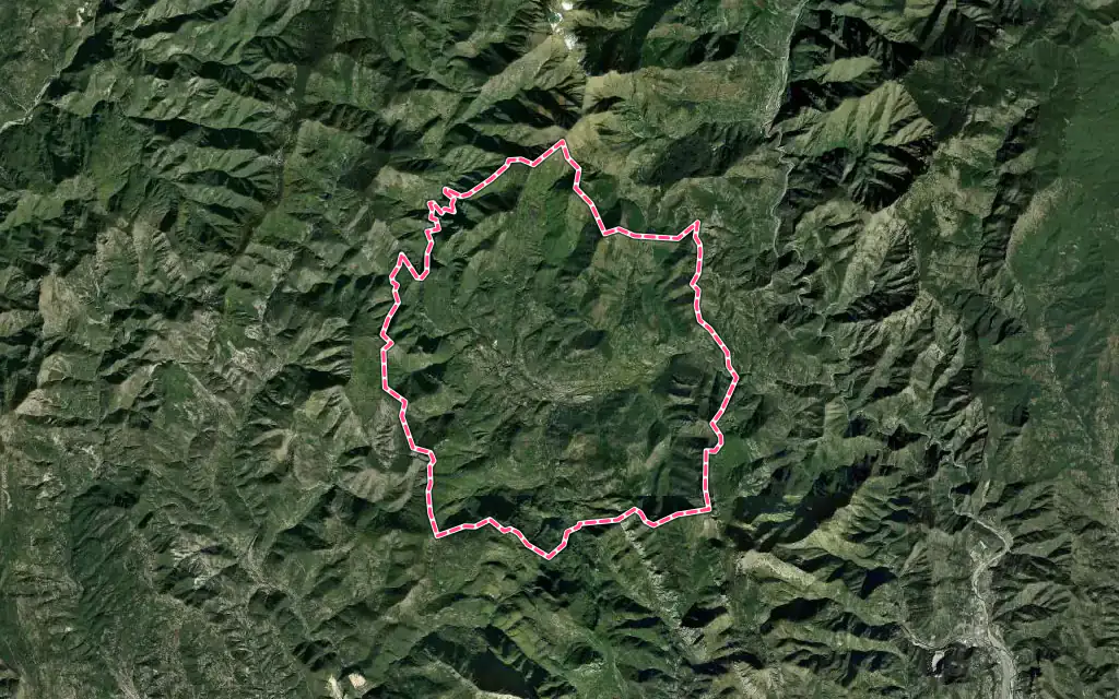 Vue satellite de Sospel avec ses contours administratifs