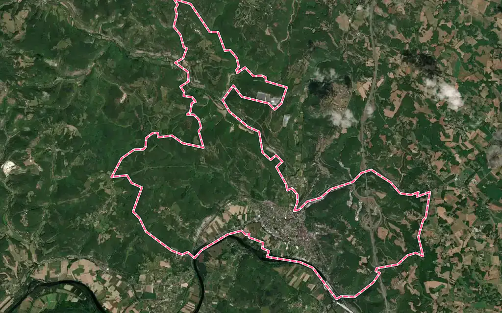 Vue satellite de Souillac avec ses contours administratifs