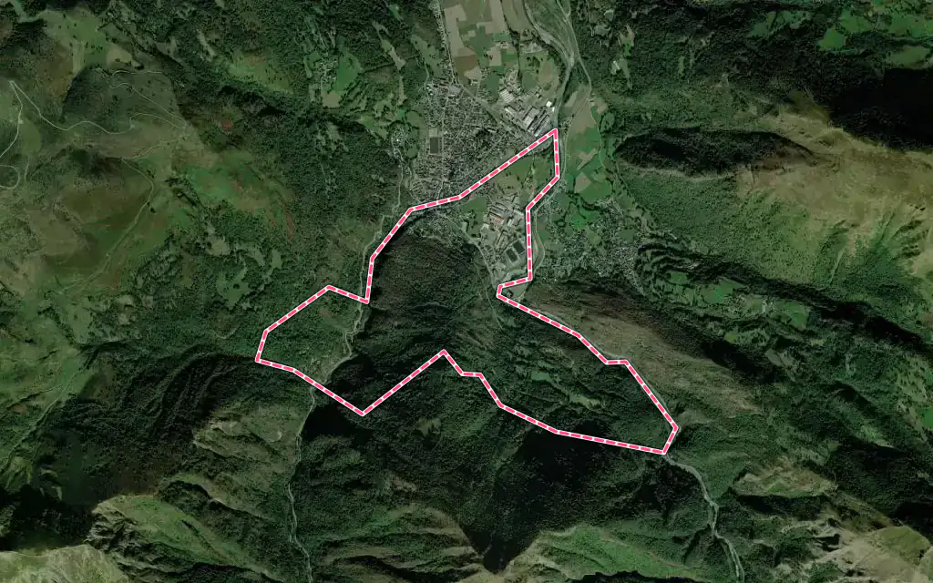 Vue satellite de Soulom avec ses contours administratifs