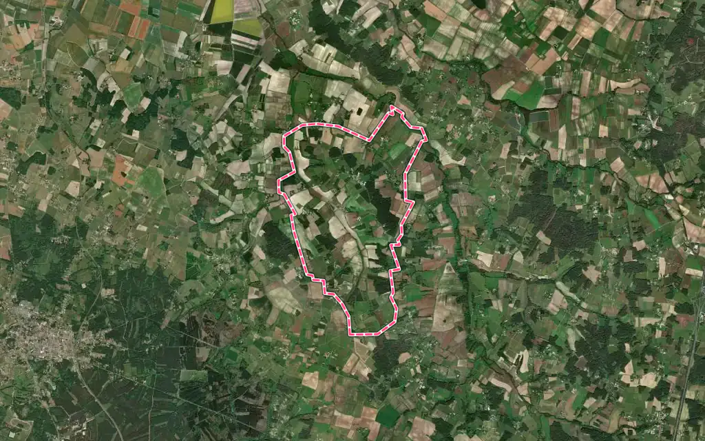 Vue satellite de Sousmoulins avec ses contours administratifs