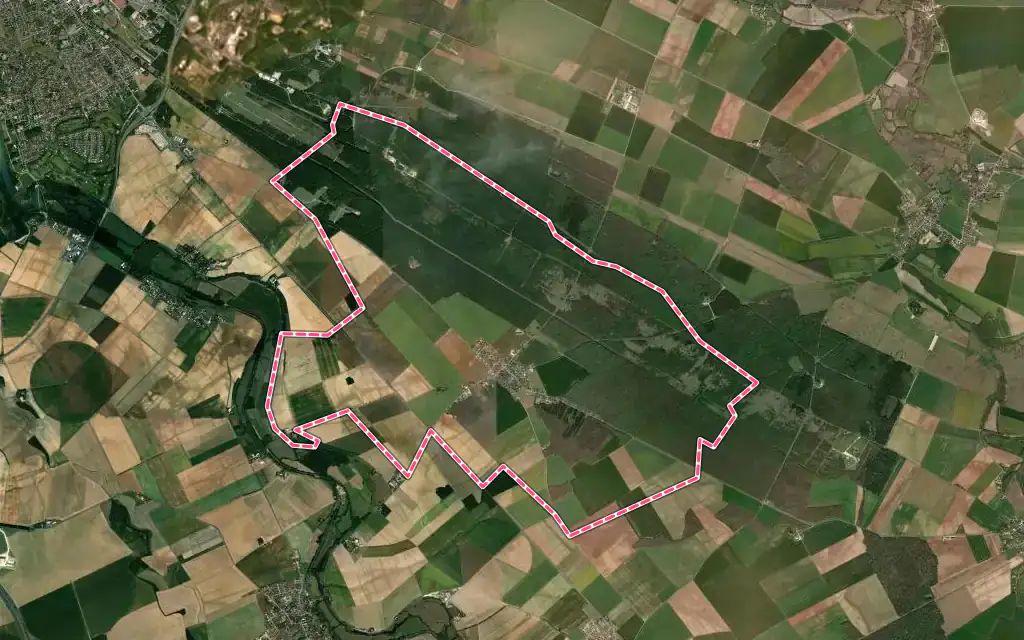 Vue satellite de Soye-en-Septaine avec ses contours administratifs