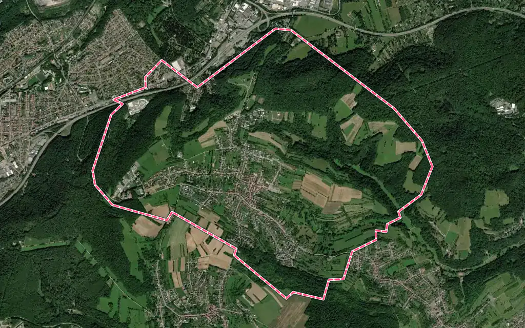 Vue satellite de Spicheren avec ses contours administratifs
