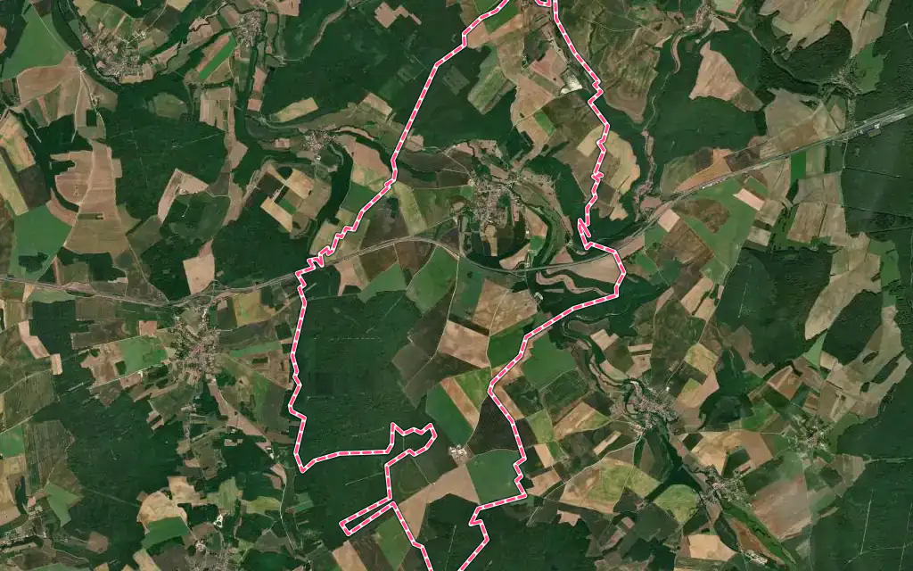 Vue satellite de Stainville avec ses contours administratifs