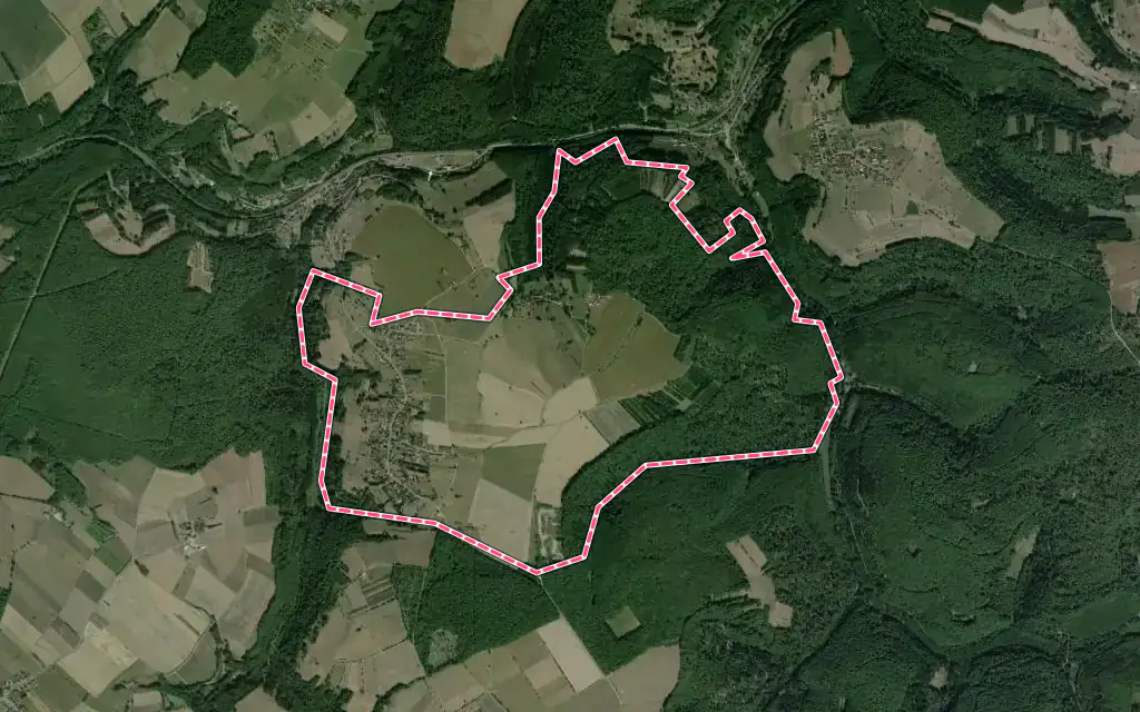 Vue satellite de Struth avec ses contours administratifs
