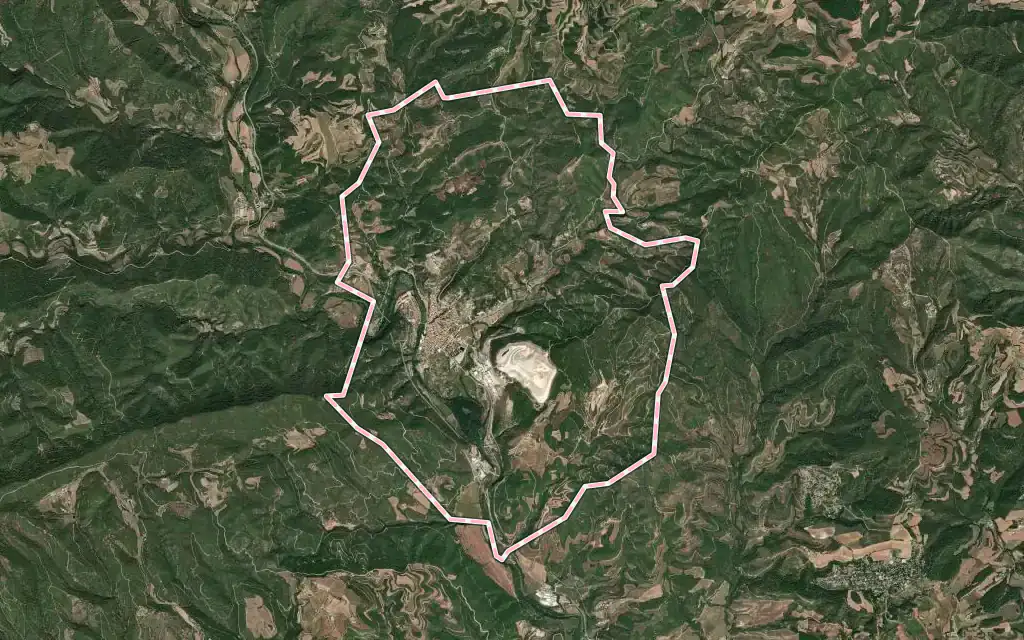 Vista satélite de Súria con su contorno administrativo