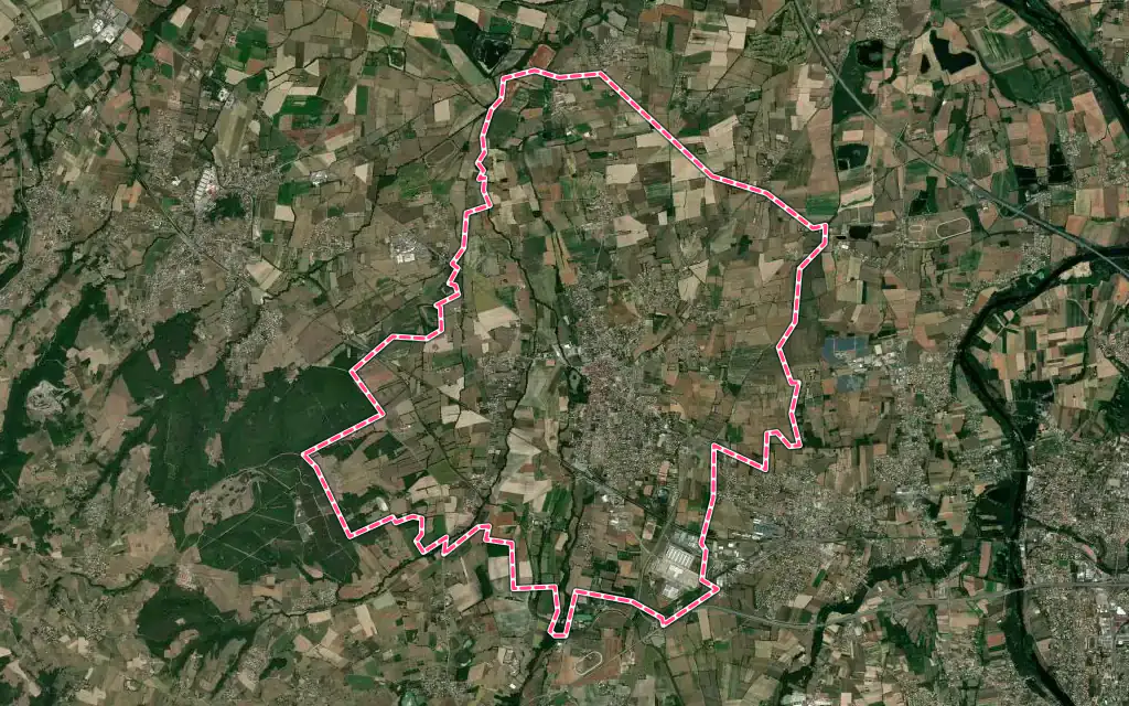 Vue satellite de Sury-le-Comtal avec ses contours administratifs