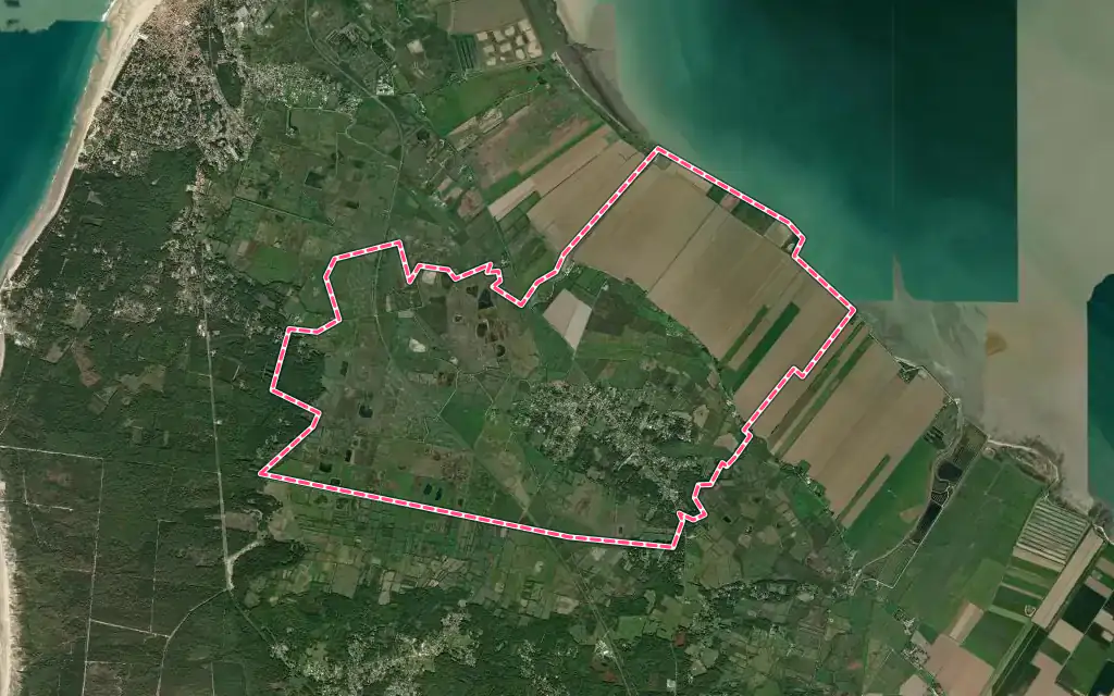 Vue satellite de Talais avec ses contours administratifs