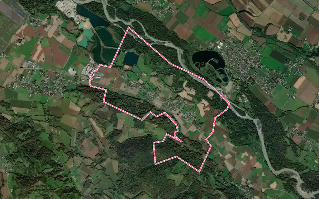 Vue satellite de Tarsacq avec ses contours administratifs