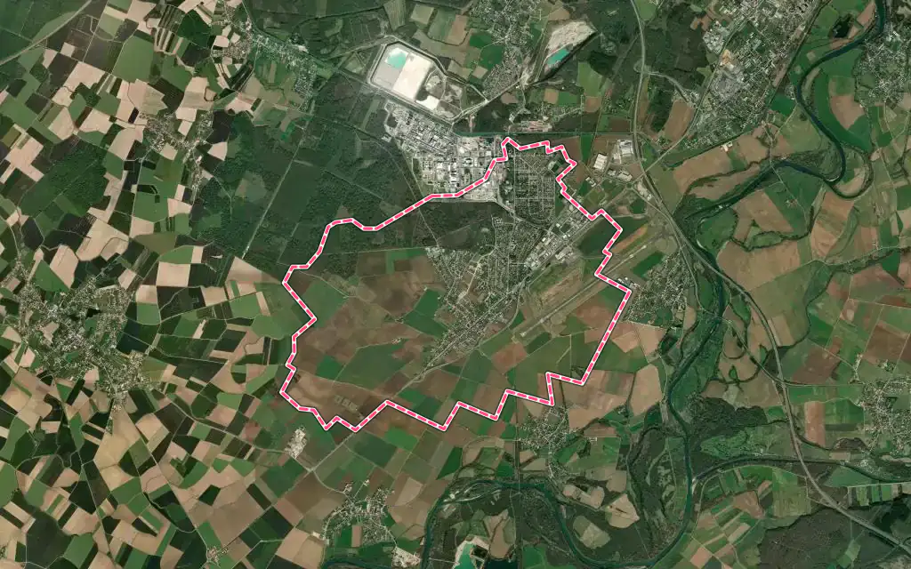 Vue satellite de Tavaux avec ses contours administratifs