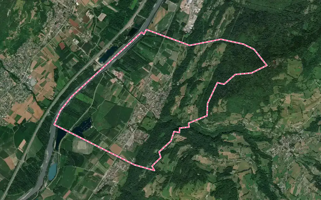 Vue satellite de Tencin avec ses contours administratifs