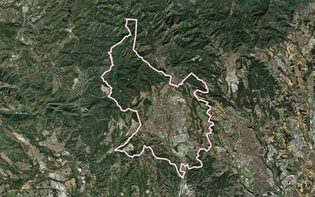 Vista satélite de Terrassa con su contorno administrativo
