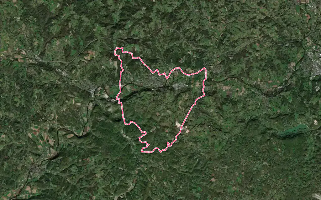 Vue satellite de Terrasson-Lavilledieu avec ses contours administratifs