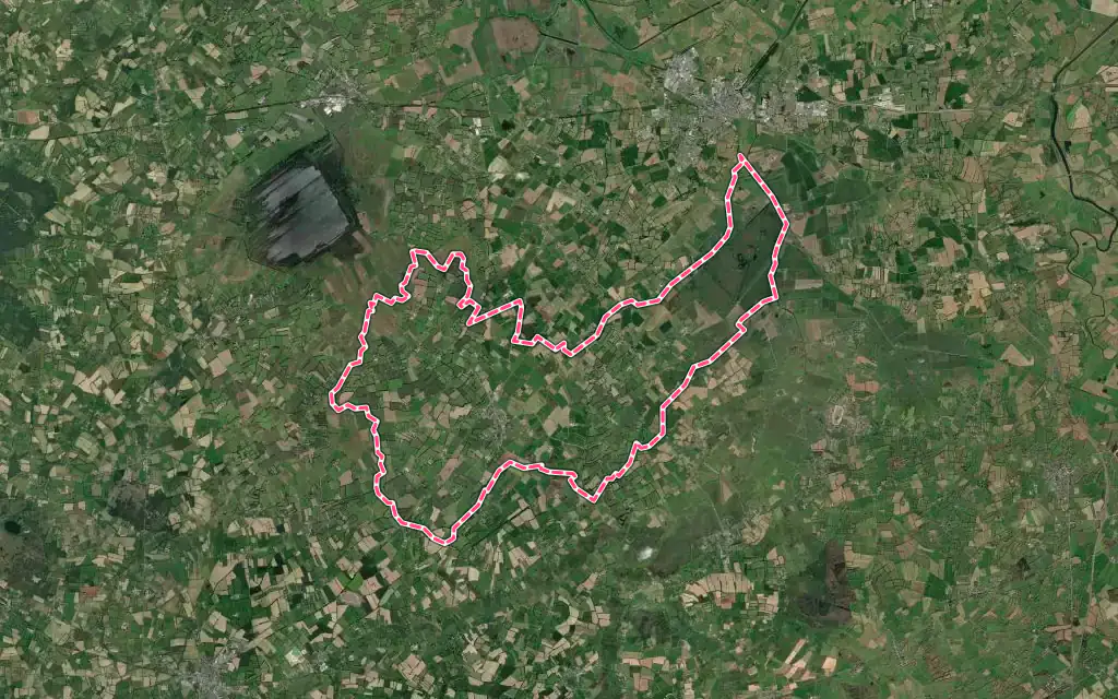 Vue satellite de Terre-et-Marais avec ses contours administratifs