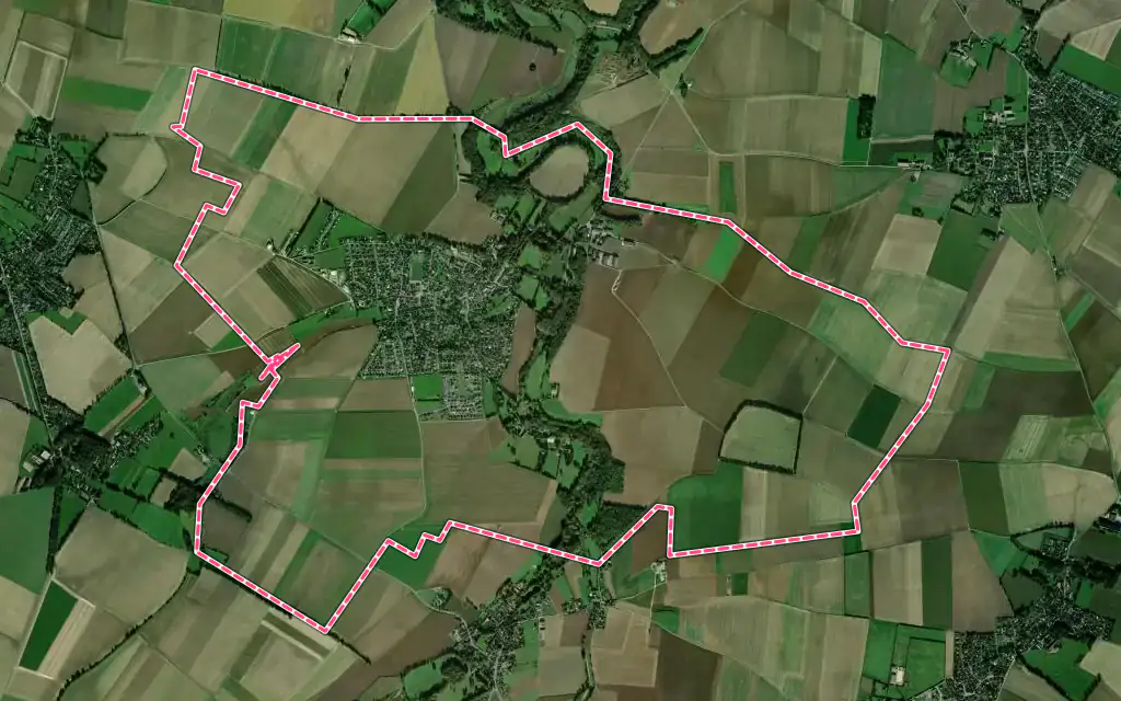 Vue satellite de Thaon avec ses contours administratifs