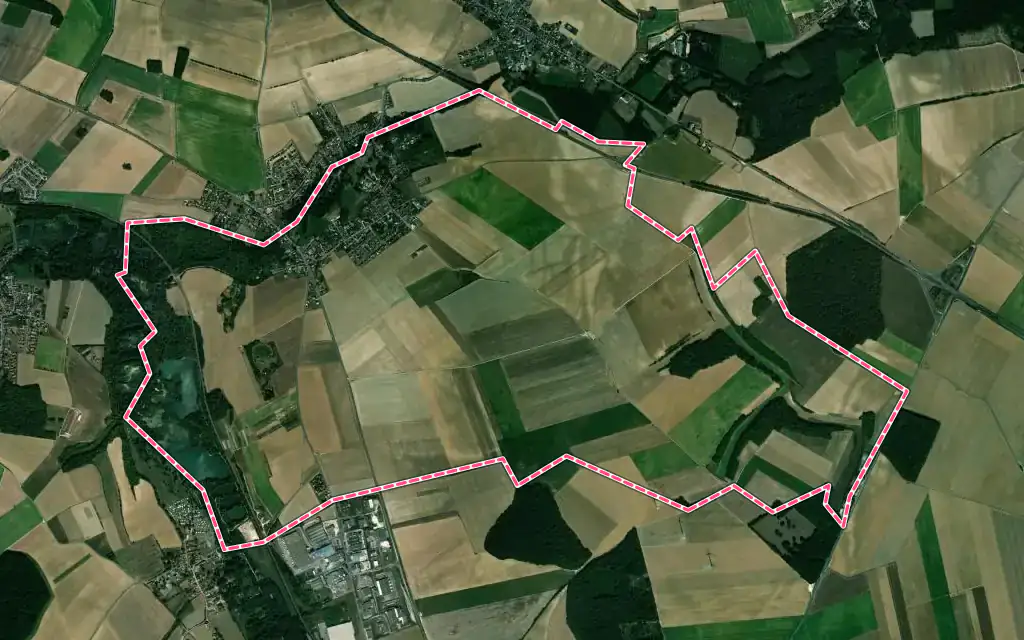 Vue satellite de Thennes avec ses contours administratifs
