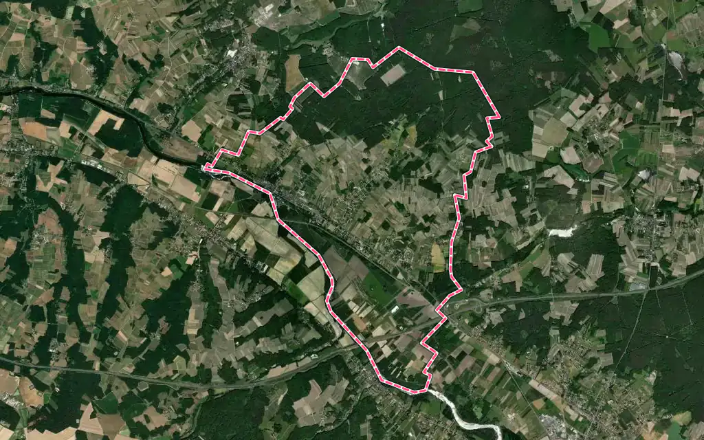 Vue satellite de Thésée avec ses contours administratifs