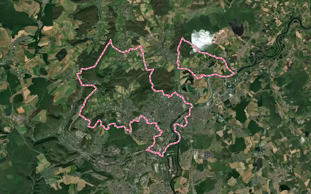 Vue satellite de Thionville avec ses contours administratifs