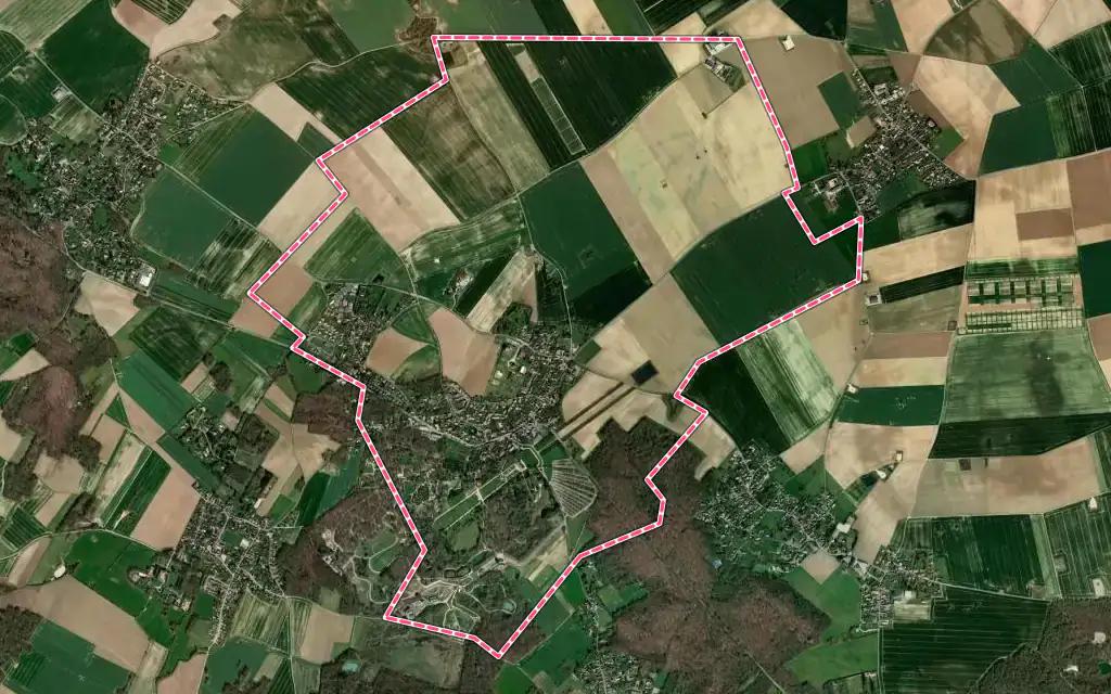 Vue satellite de Thoiry avec ses contours administratifs