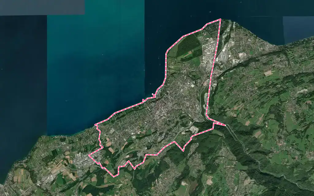 Vue satellite de Thonon-les-Bains avec ses contours administratifs