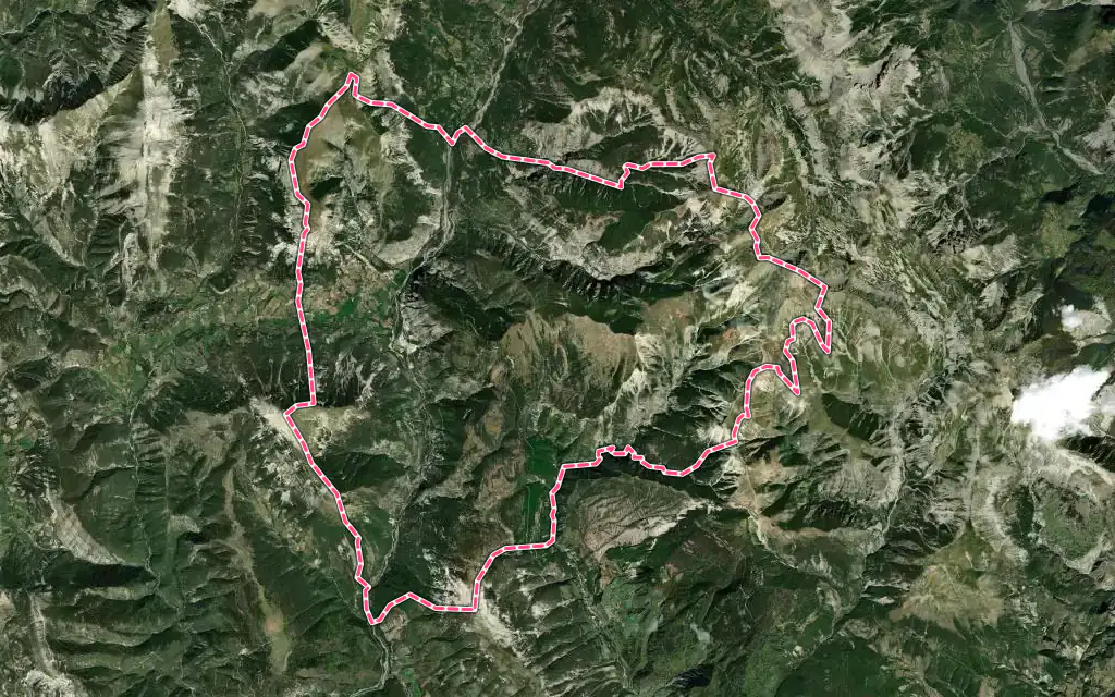 Vue satellite de Thorame-Haute avec ses contours administratifs