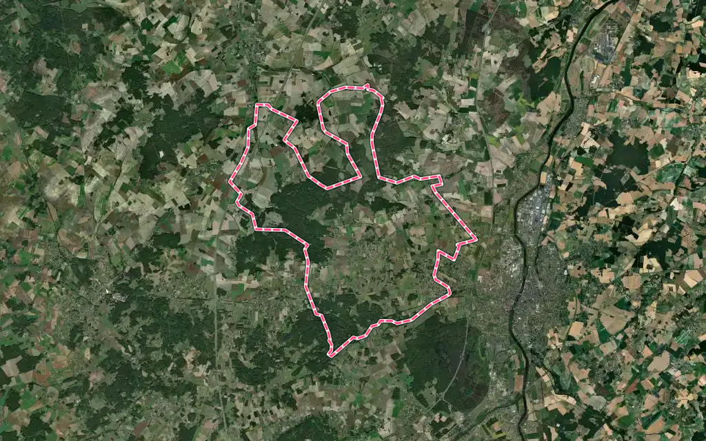 Vue satellite de Thuré avec ses contours administratifs