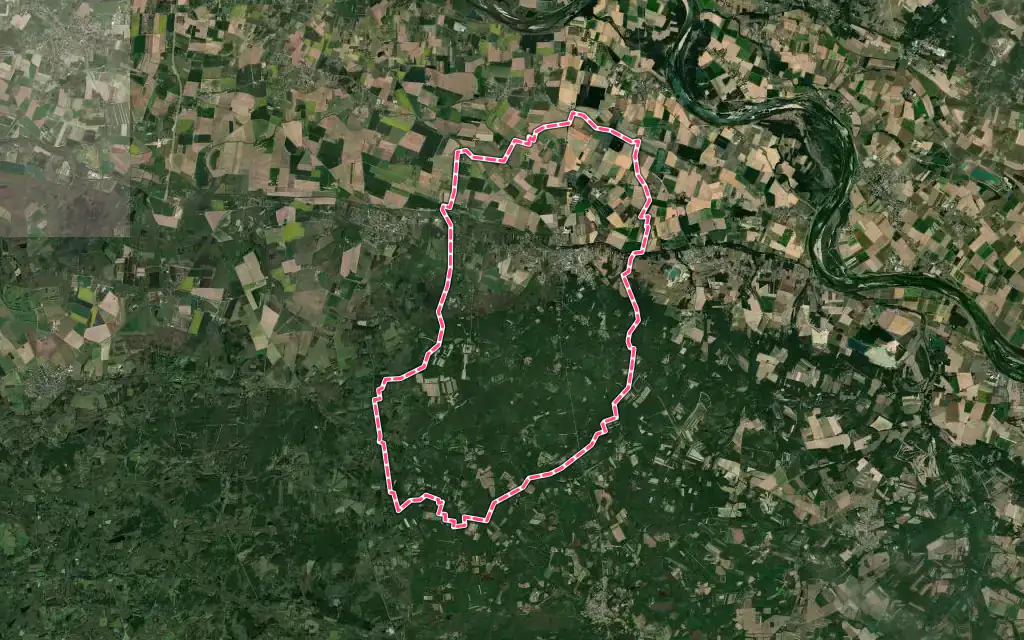Vue satellite de Tigy avec ses contours administratifs