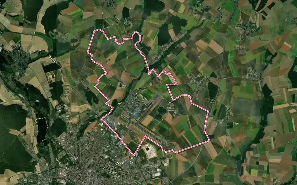 Vue satellite de Tillé avec ses contours administratifs