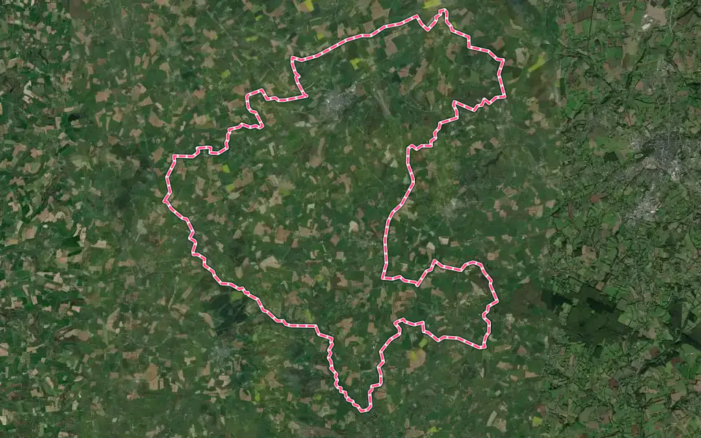 Vue satellite de Tinchebray-Bocage avec ses contours administratifs