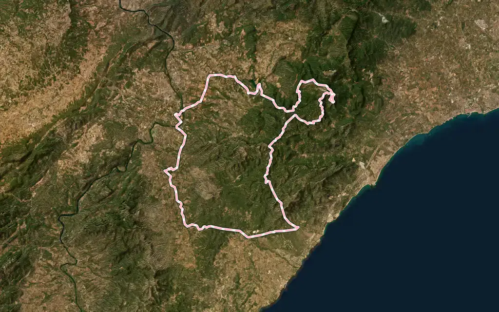 Vista satélite de Tivissa con su contorno administrativo