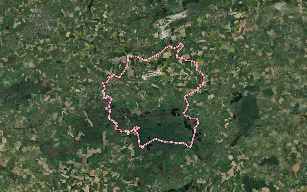 Vue satellite de Torcé-Viviers-en-Charnie avec ses contours administratifs
