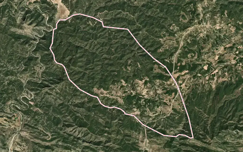 Vista satélite de Torre de Arcas / Torredarques con su contorno administrativo