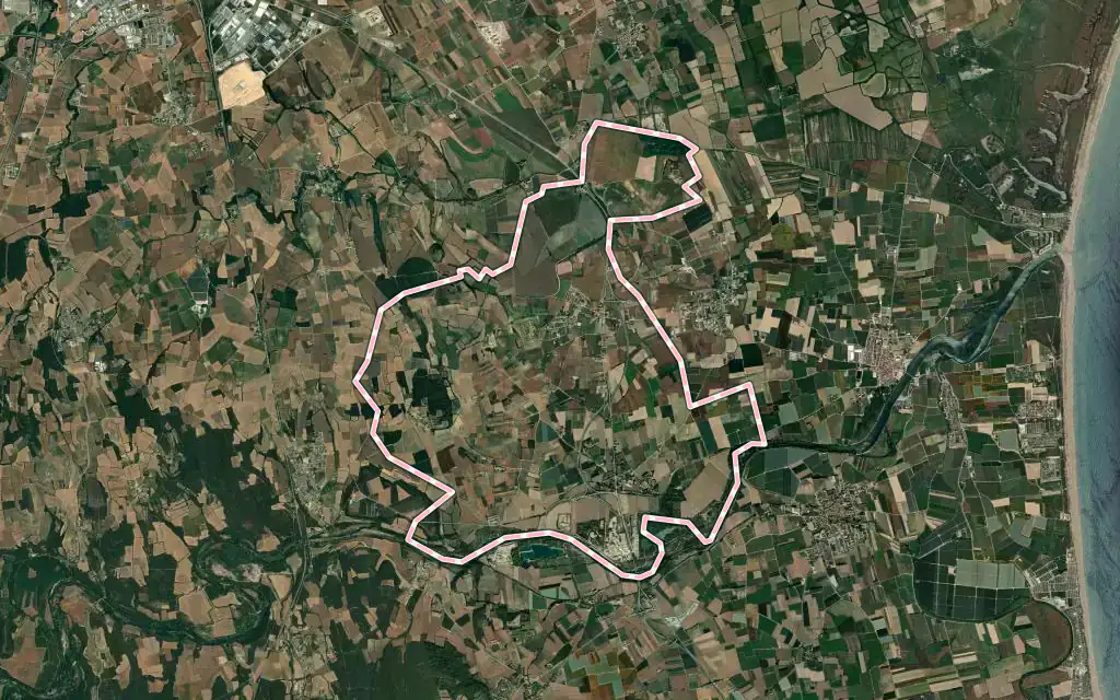 Vista satélite de Torroella de Fluvià con su contorno administrativo