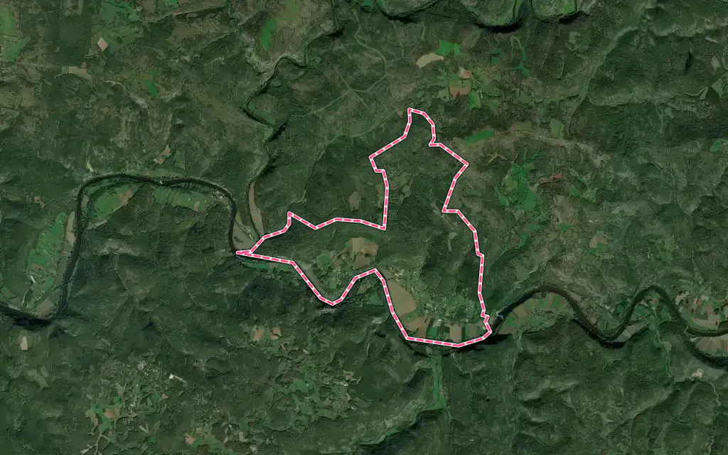 Vue satellite de Tour-de-Faure avec ses contours administratifs