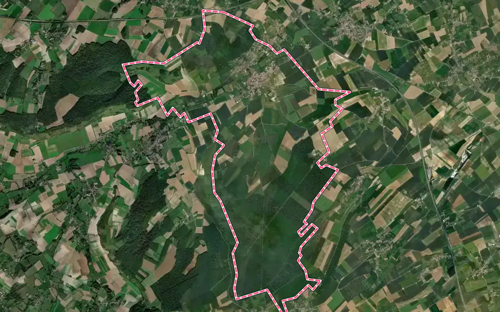 Vue satellite de Tournehem-sur-la-Hem avec ses contours administratifs