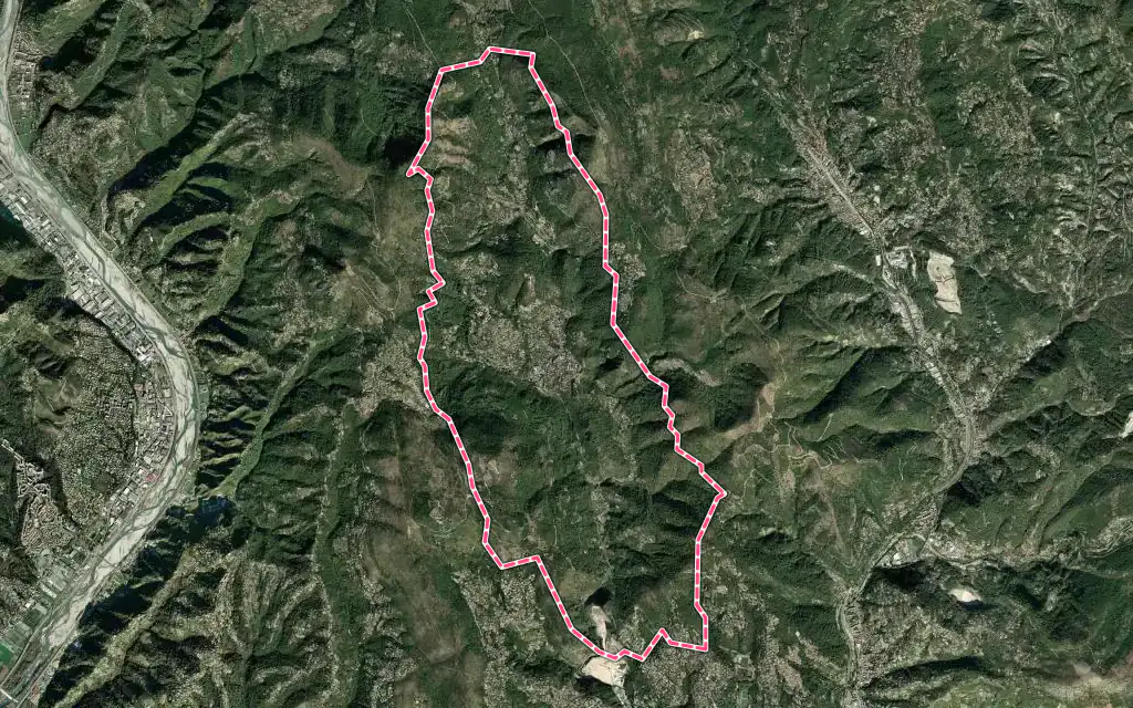 Vue satellite de Tourrette-Levens avec ses contours administratifs