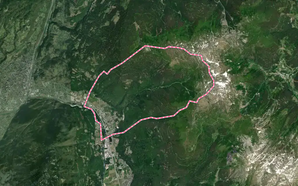 Vue satellite de Tours-en-Savoie avec ses contours administratifs