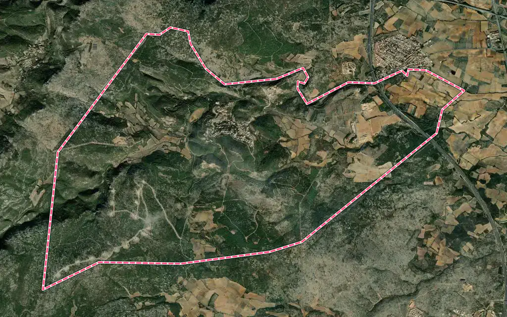 Vue satellite de Treilles avec ses contours administratifs