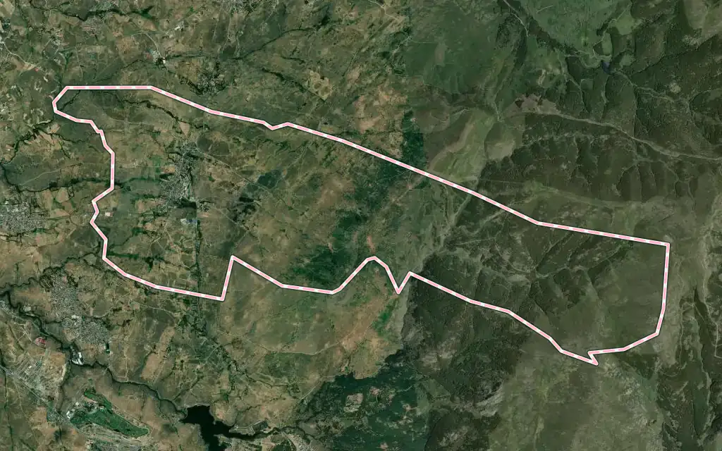 Vista satélite de Trescasas con su contorno administrativo