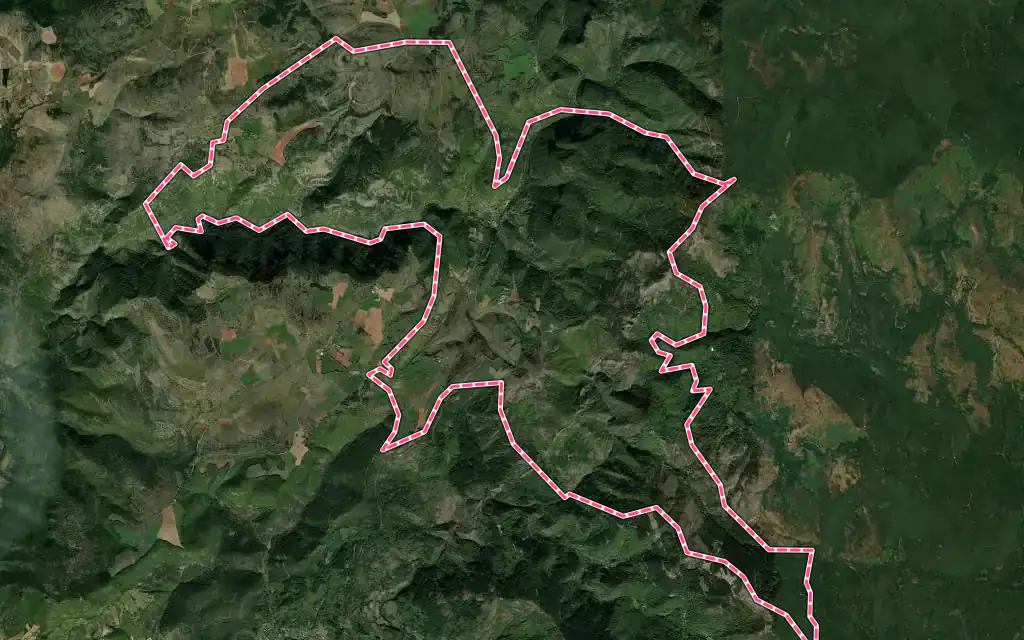 Vue satellite de Trèves avec ses contours administratifs