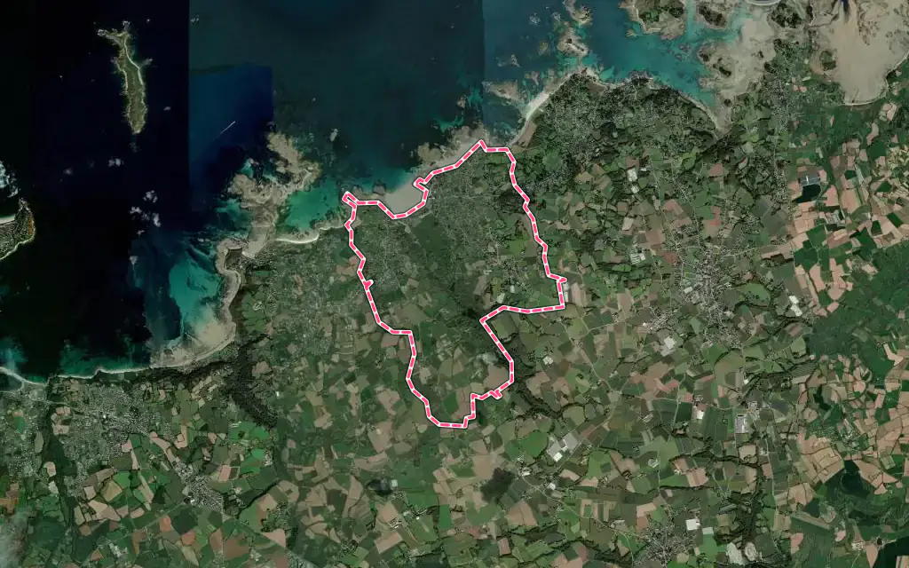 Vue satellite de Trévou-Tréguignec avec ses contours administratifs