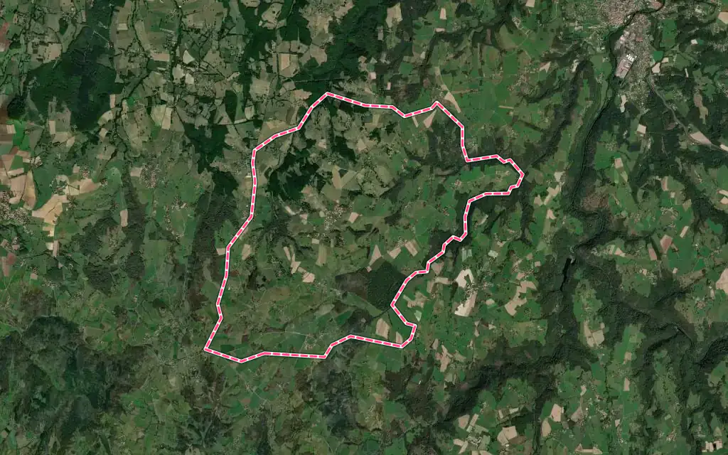 Vue satellite de Trézioux avec ses contours administratifs